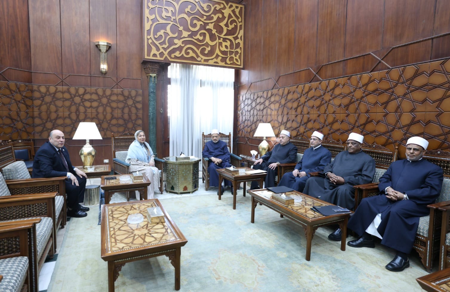 شيخ الأزهر يستقبل رئيسة الأمانة الفنية للمجلس الوطني للتعليم